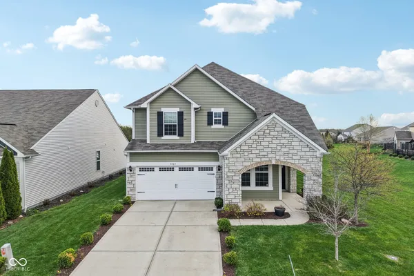 $449,999 | 4867 Saddleback Way, Whitestown, IN 46075