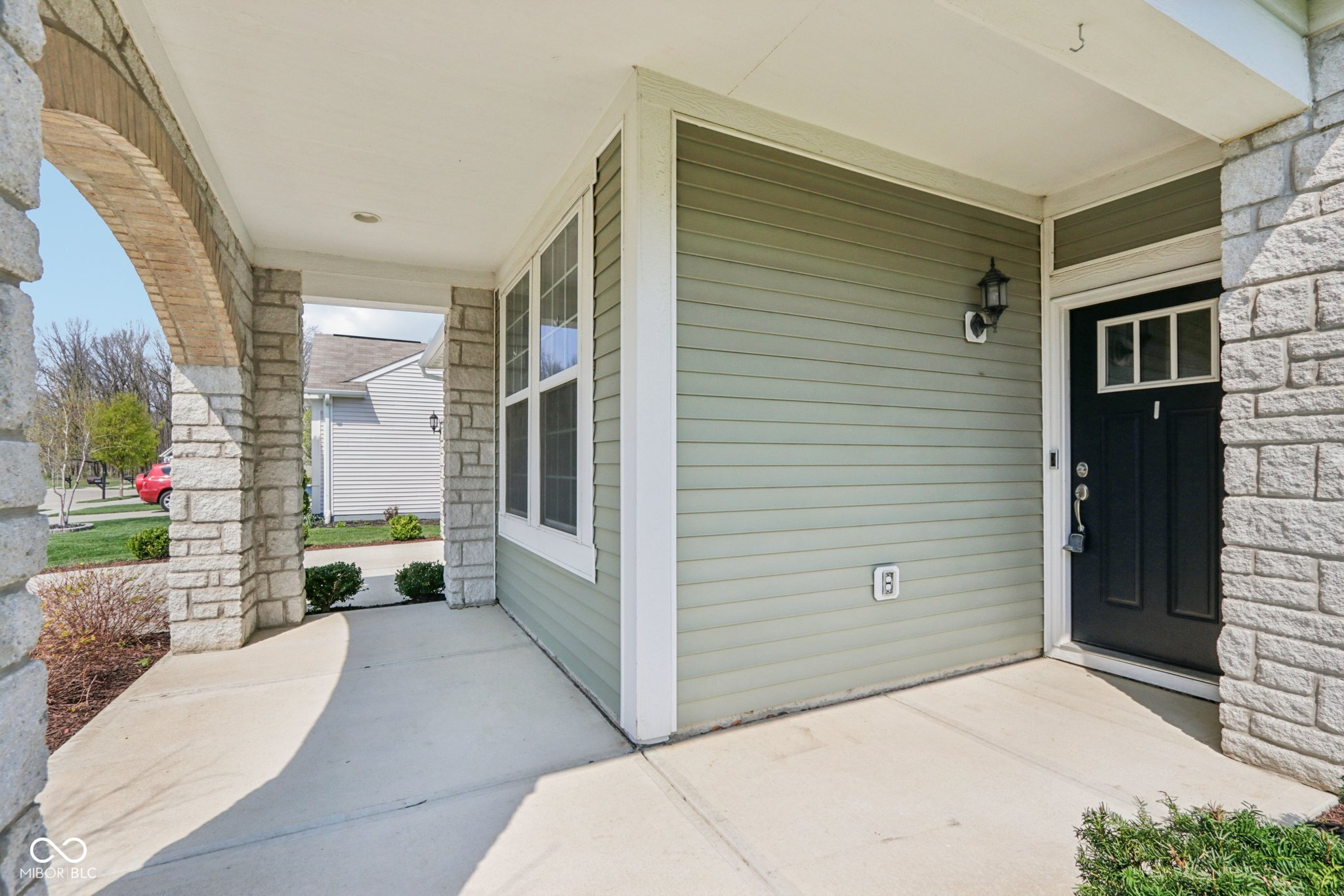 4867 Saddleback Way Whitestown, IN 46075 - Photo 4 of 42