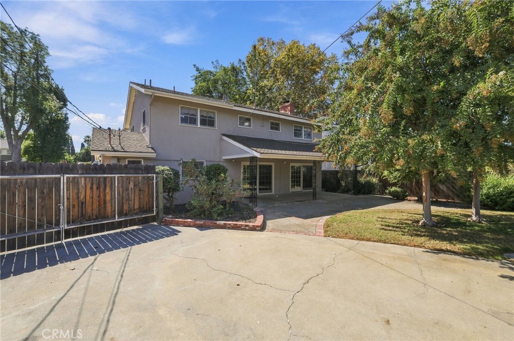 4045 Chapman Place Riverside, CA 92506 - Photo 49 of 61 Gallery Image 49