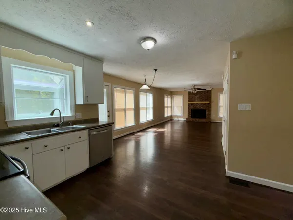 $325,000 | 8181 Carnostie Drive, Laurinburg, NC 28352