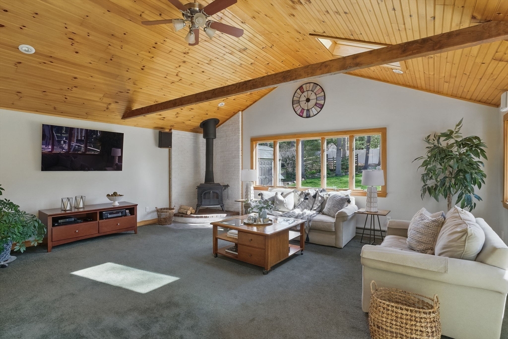 9 Wing Road Lynnfield, MA 01940 - Photo 13 of 41 Gallery Image 13
