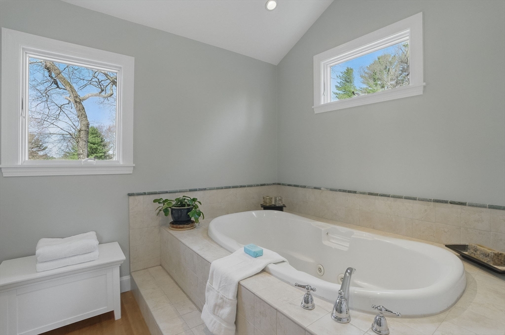 9 Wing Road Lynnfield, MA 01940 - Photo 26 of 41 Gallery Image 26