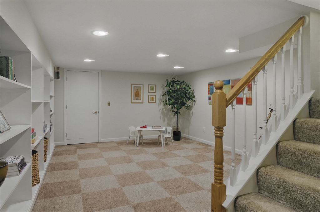 9 Wing Road Lynnfield, MA 01940 - Photo 30 of 41 Gallery Image 30