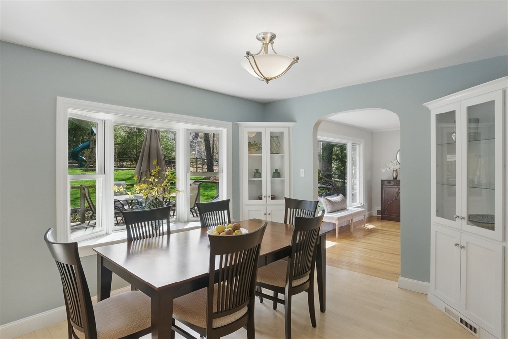 9 Wing Road Lynnfield, MA 01940 - Photo 9 of 41 Gallery Image 9