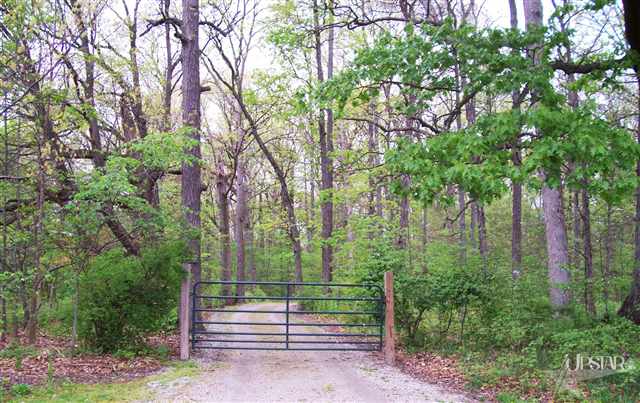 11071 Johnson Road Fort Wayne, IN 46818 - Photo 1 of 5