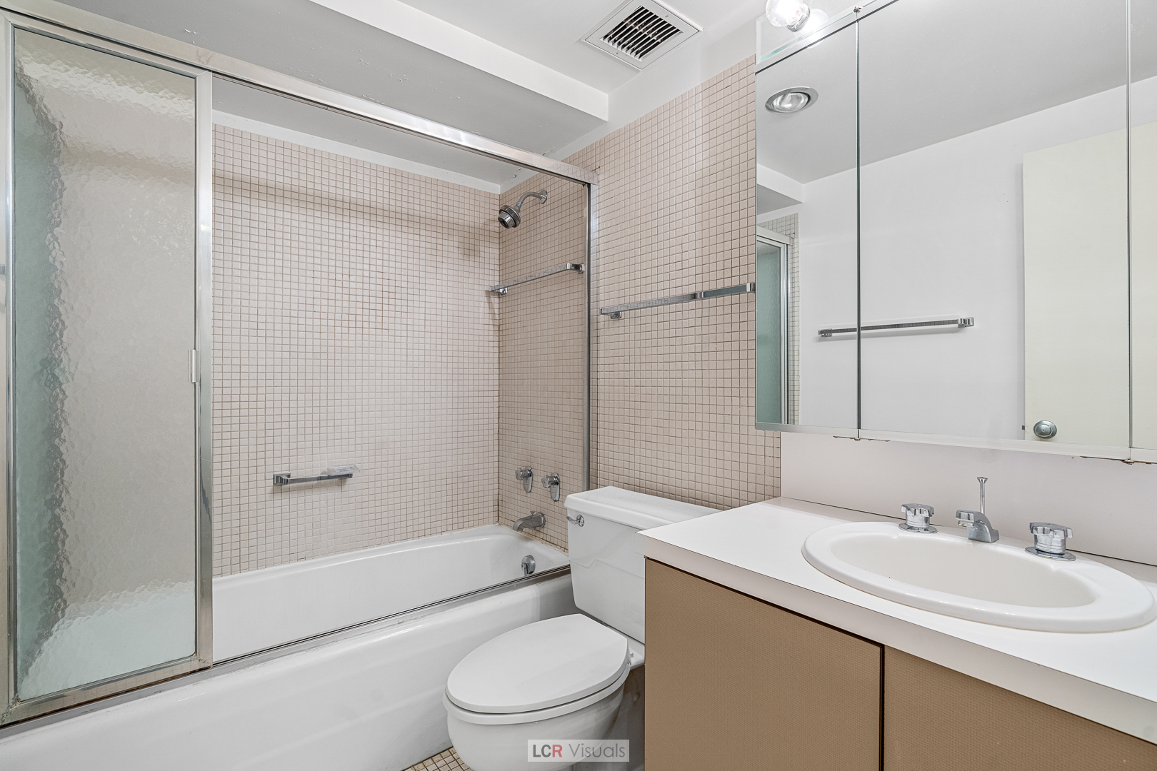 175 East Delaware Place, Unit 4816 Chicago, IL 60611 - Photo 16 of 30 a bathroom with a sink toilet and shower