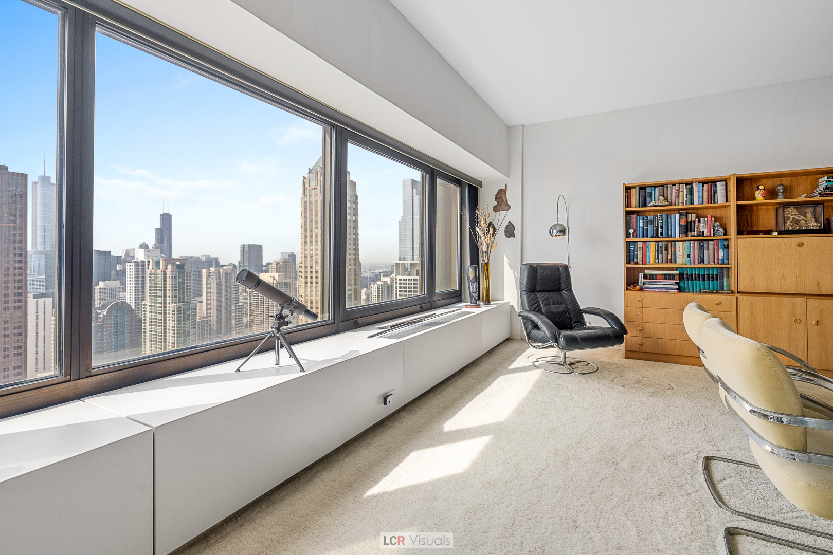 175 East Delaware Place, Unit 4816 Chicago, IL 60611 - Photo 8 of 30 a living room with a large window