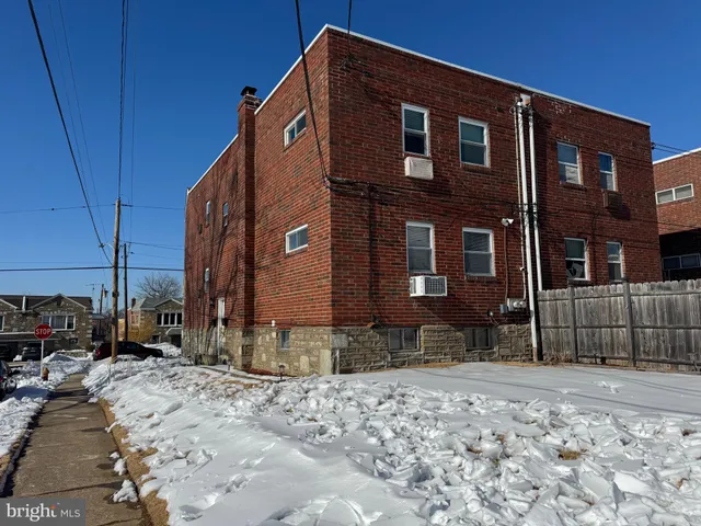 $2,000 | 7815 Summerdale Avenue, Philadelphia, PA 19111
