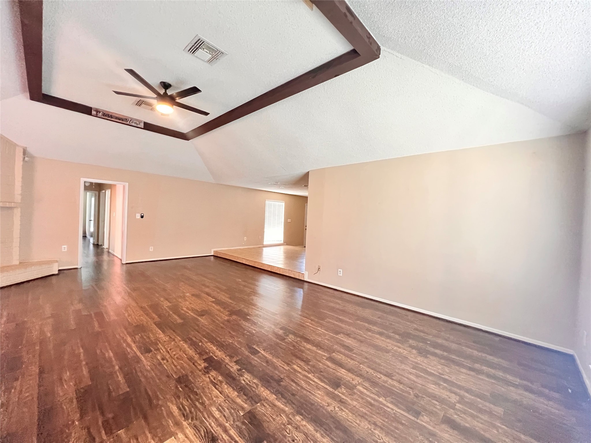 6331 Pouter Drive Houston, TX 77083 - Photo 4 of 28 a view of empty room with wooden floor