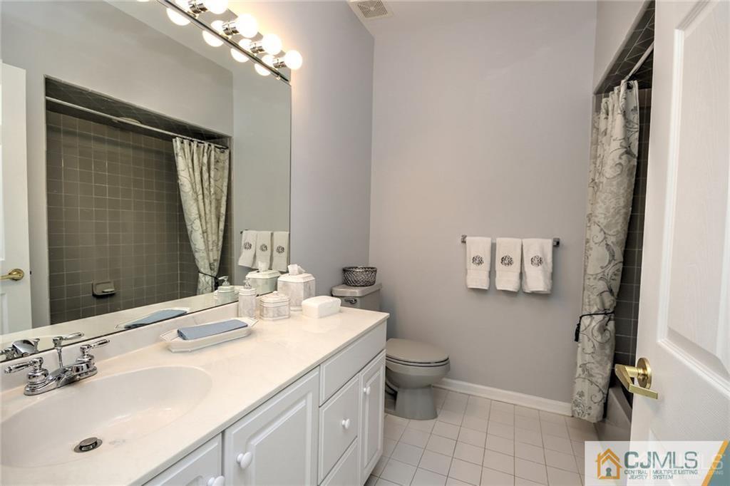 77 Chichester Road Monroe Township, NJ 08831 - Photo 20 of 22 Gallery Image 20