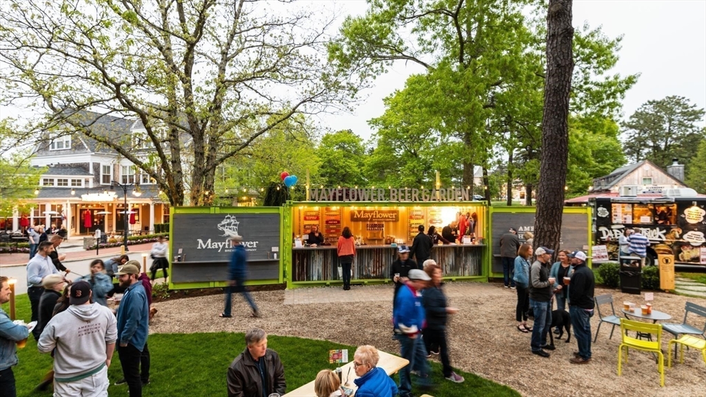 4 Broadleaf, Unit 15 Plymouth, MA 02360 - Photo 10 of 11 an outdoor space with seating area