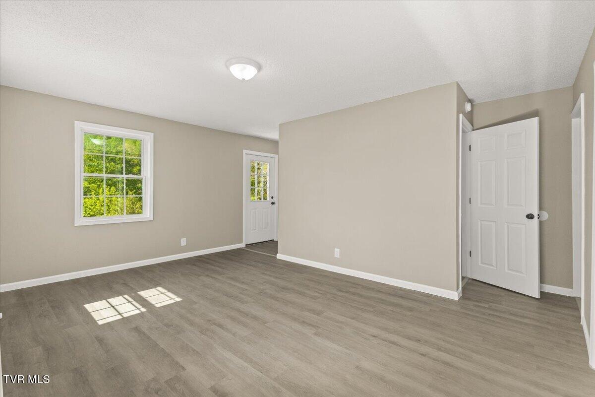 195 Willard Perkins Road Roan Mountain, TN 37687 - Photo 15 of 27 08-128A6308