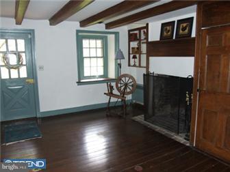 420 Ring Road Chadds Ford, PA 19317 - Photo 2 of 11 Living Room