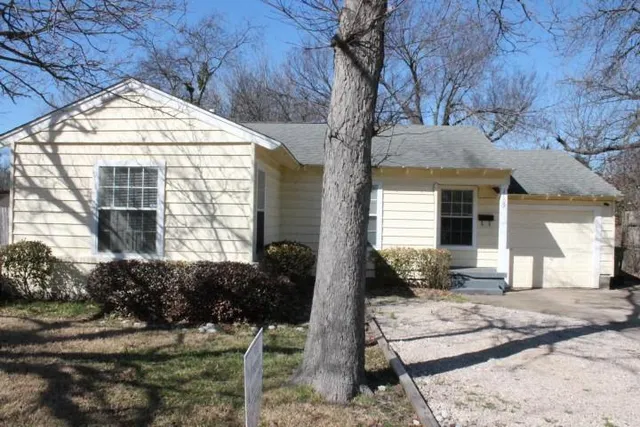 $1,750 | 1109 Parkway Drive, Garland, TX 75040