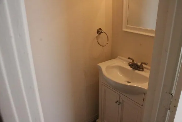 $1,750 | 1109 Parkway Drive, Garland, TX 75040