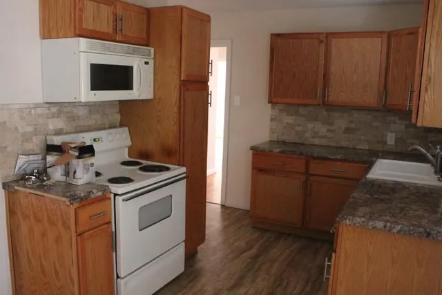 $1,750 | 1109 Parkway Drive, Garland, TX 75040