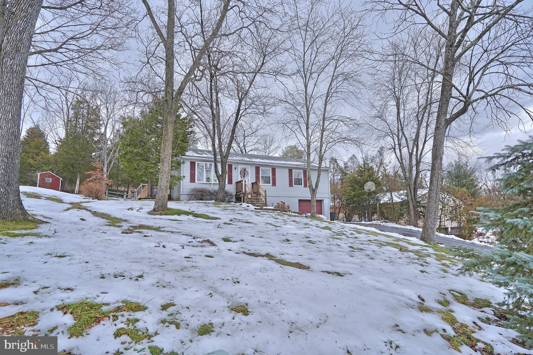 1637 North Valley Road Pottstown, PA 19464 - Photo 2 of 47 Gallery Image 2