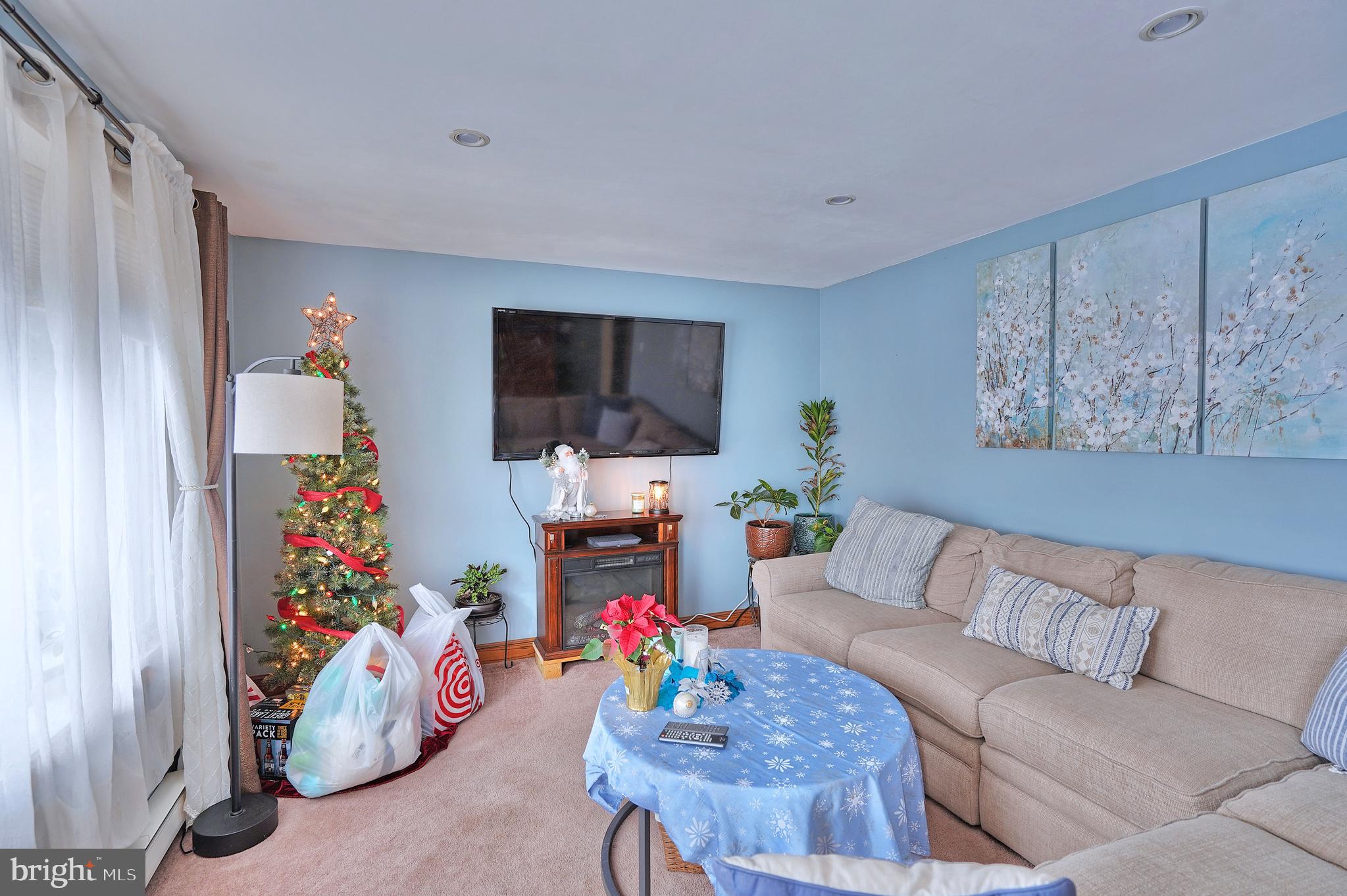 1637 North Valley Road Pottstown, PA 19464 - Photo 7 of 47 Gallery Image 7