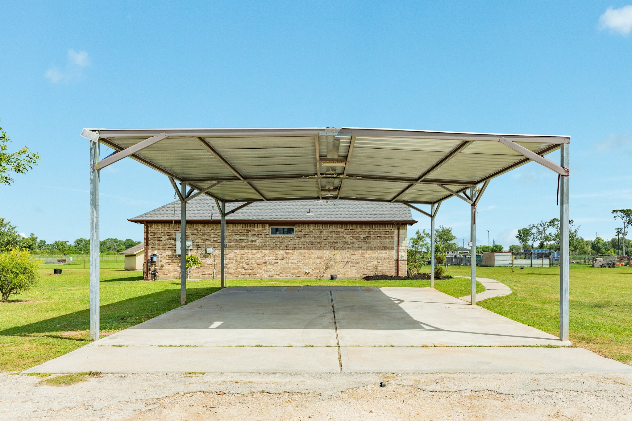2180 County Road 212 Angleton, TX 77515 - Photo 37 of 46
