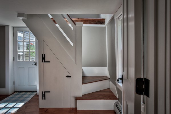 90 Prospect Street Gloucester, MA 01930 - Photo 11 of 21