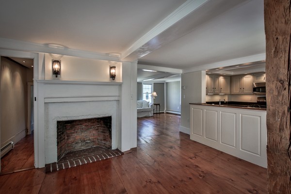 90 Prospect Street Gloucester, MA 01930 - Photo 8 of 21