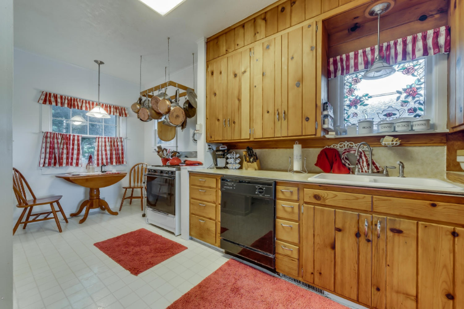 10161 Lucas Road Three Rivers, MI 49093 - Photo 3 of 6 10161 Lucas Rd Three Rivers MI-large-011