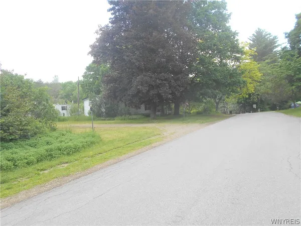 $78,500 | 15 Sunset Drive, Machias, NY 14042