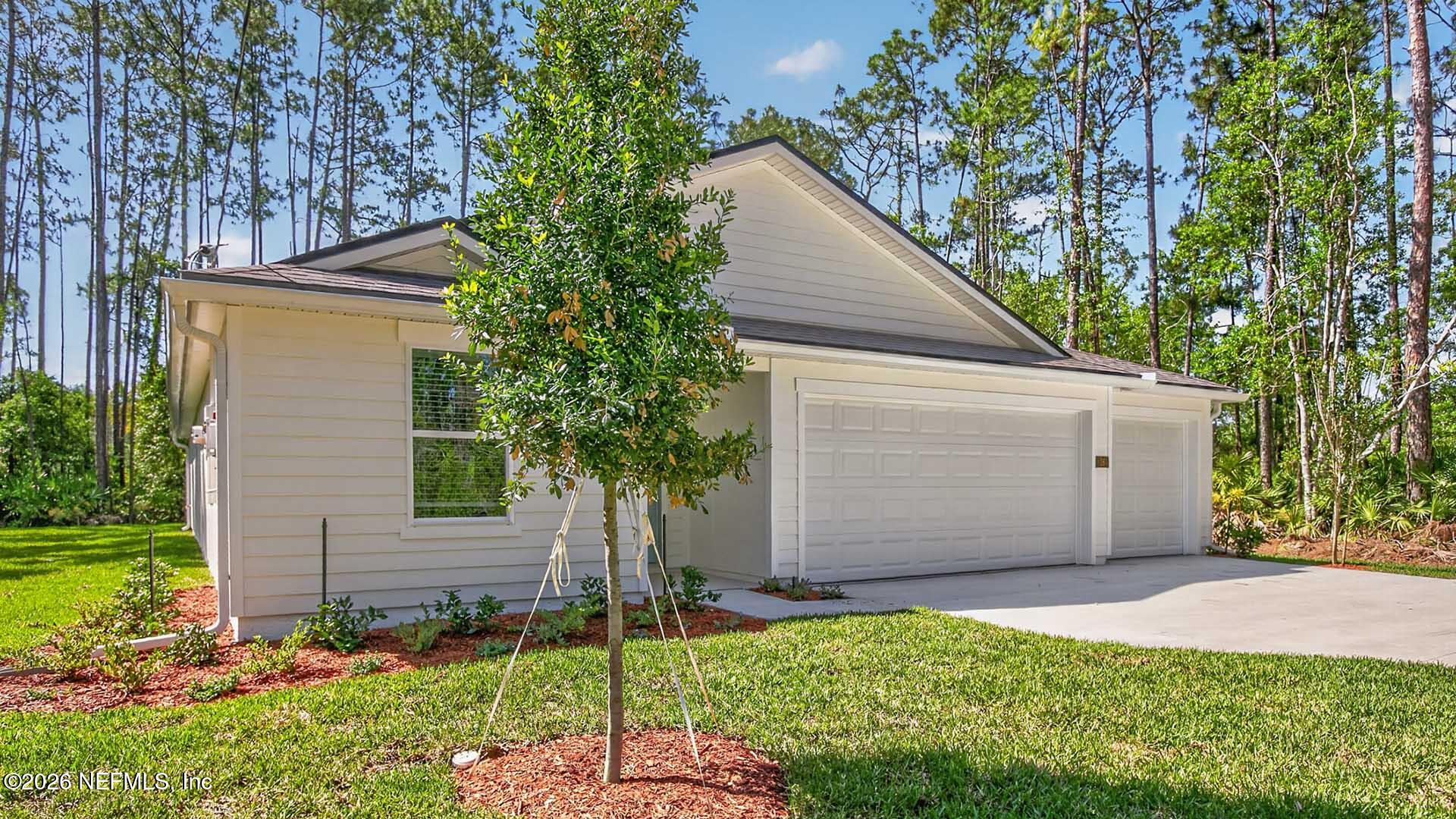 16 Reybury Lane Palm Coast, FL 32164 - Photo 3 of 52 16 Reybury (3)