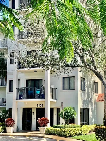 $4,000 | 2105 Lavers Circle, Unit 501, Delray Beach, FL 33444