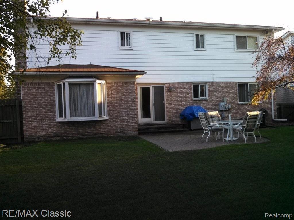 43044 Avon Road Canton, MI 48187 - Photo 2 of 21 back.jpg