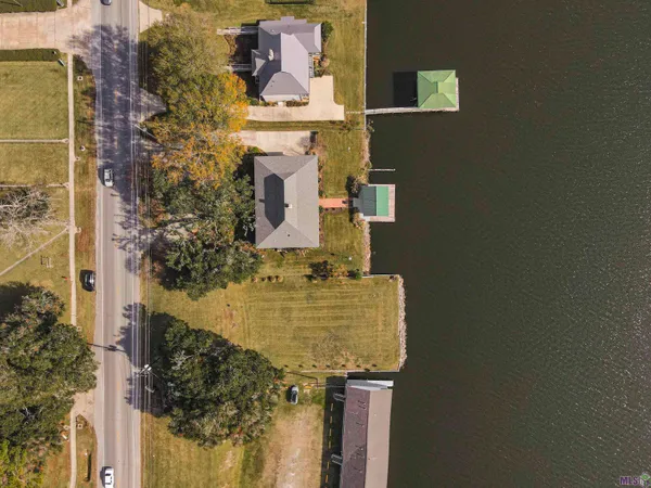 $456,500 | 2049 False River Drive, New Roads, LA 70760