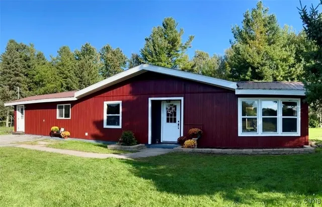 $199,900 | 90 Cambray Street, Gouverneur, NY 13642