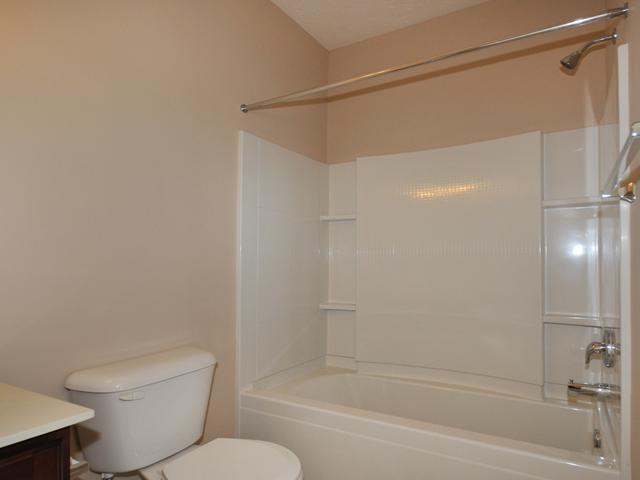 11642 Archer Lane Fishers, IN 46037 - Photo 3 of 23