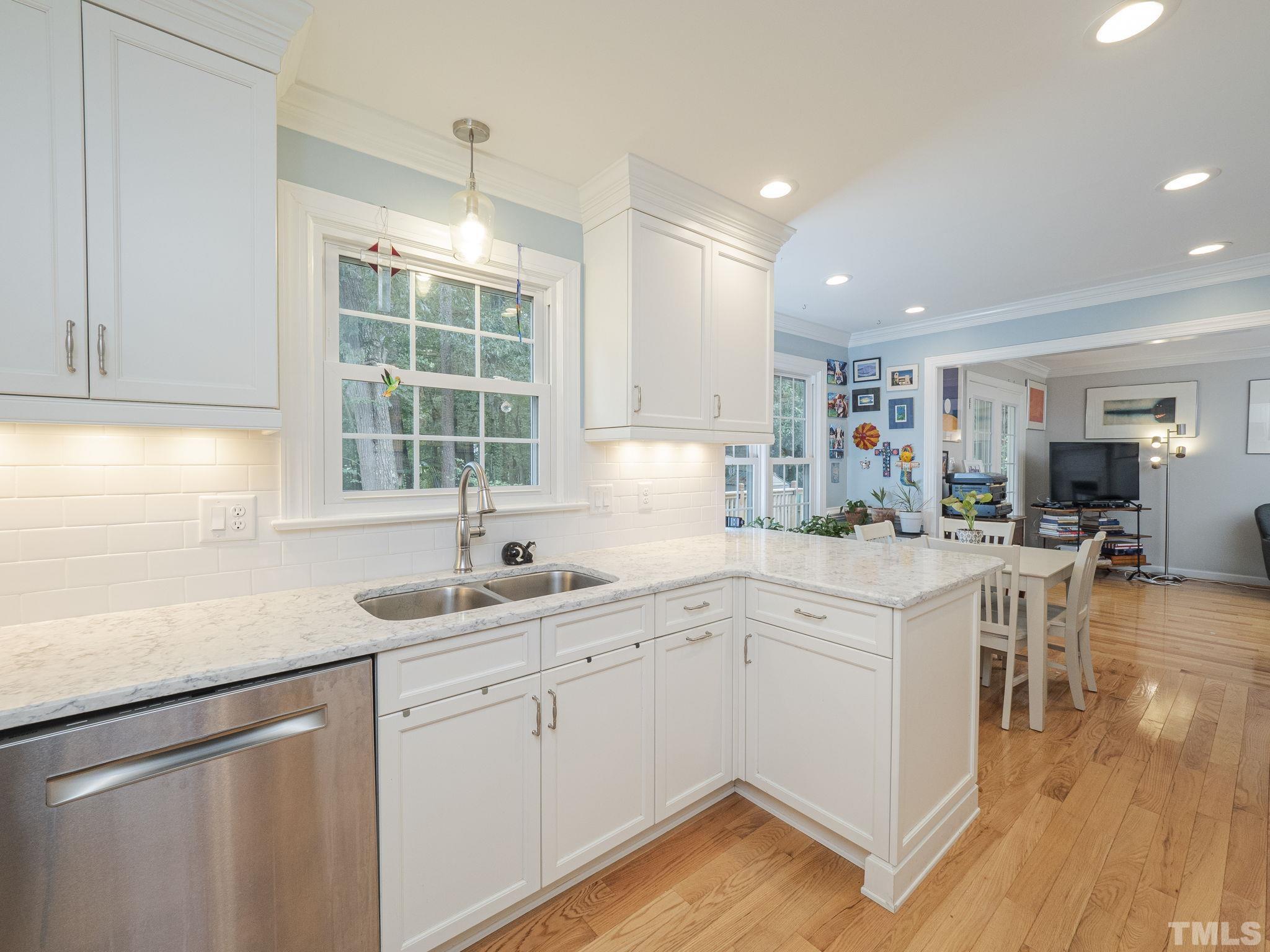 5417 Rhett Drive Raleigh, NC 27606 - Photo 8 of 20 Gallery Image 8