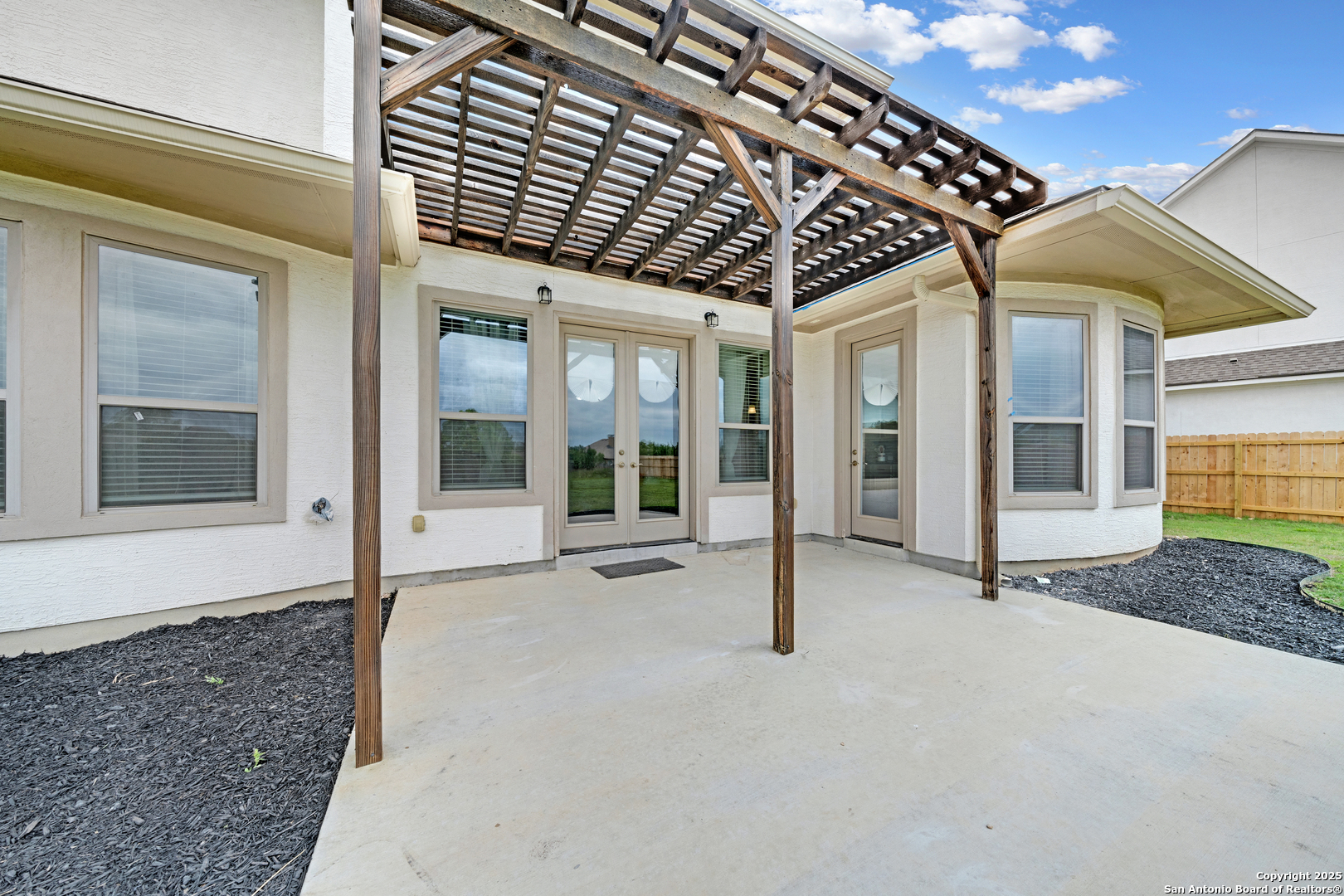 7151 Agarita Mist Fair Oaks Ranch, TX 78015 - Photo 40 of 49 a view of a porch
