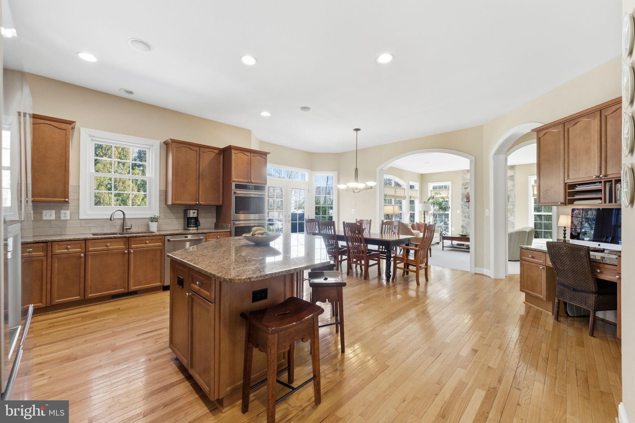 204 Lawson Road Southeast Leesburg, VA 20175 - Photo 13 of 84