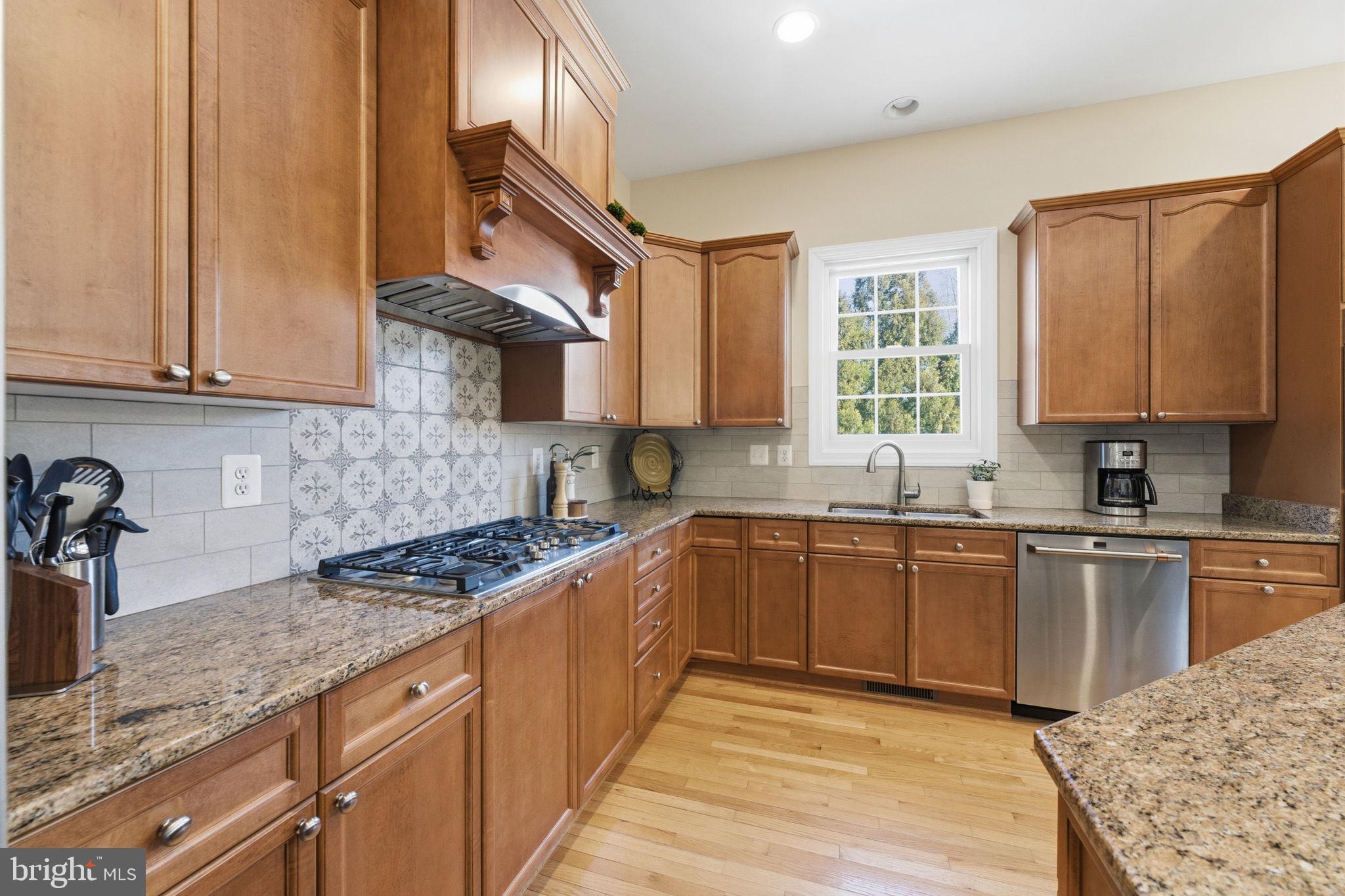 204 Lawson Road Southeast Leesburg, VA 20175 - Photo 15 of 84