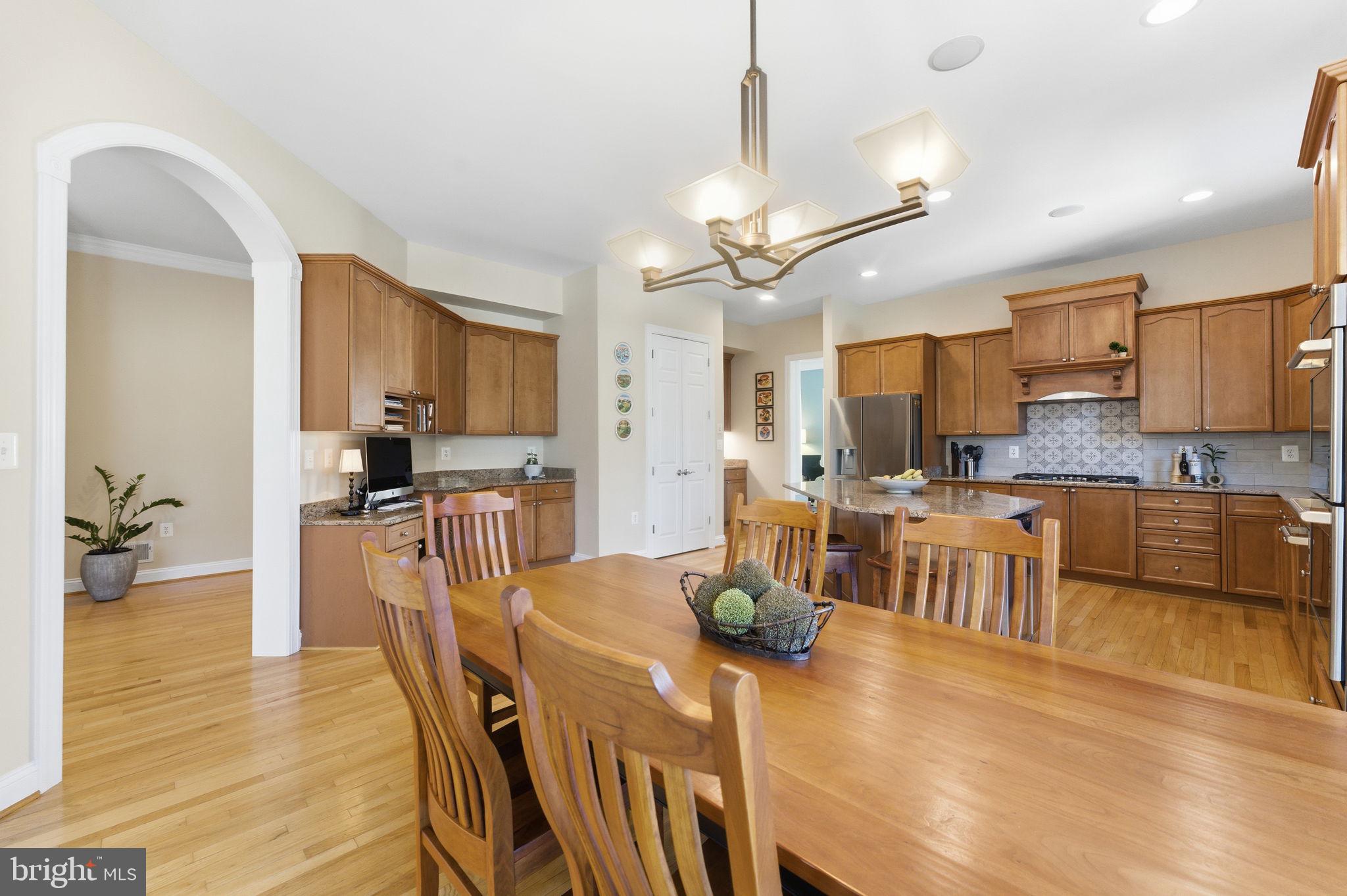 204 Lawson Road Southeast Leesburg, VA 20175 - Photo 17 of 84