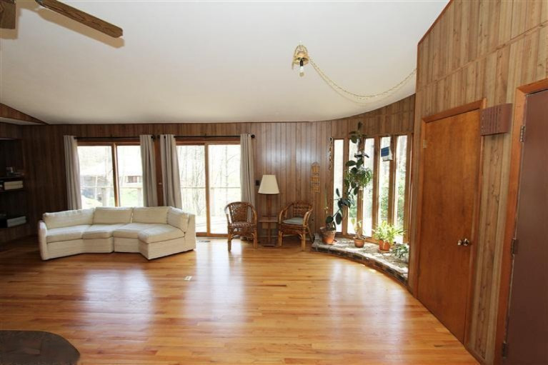 17680 West Spring Lake Road Spring Lake, MI 49456 - Photo 2 of 19 Additional Photo