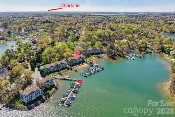 $690,000 | 20407 Harborgate Court, Unit 404, Cornelius, NC 28031