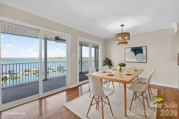 $690,000 | 20407 Harborgate Court, Unit 404, Cornelius, NC 28031