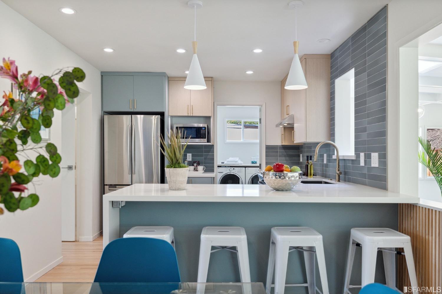 39 Idlewild Court Pacifica, CA 94044 - Photo 15 of 79