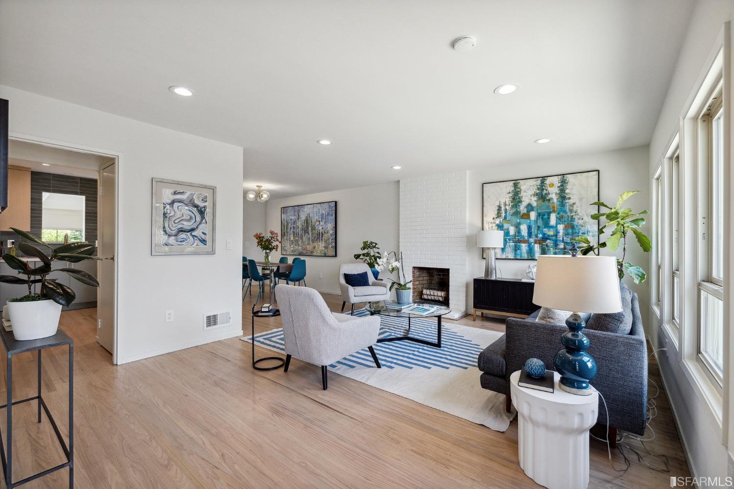 39 Idlewild Court Pacifica, CA 94044 - Photo 5 of 79 a living room with furniture and a potted plant