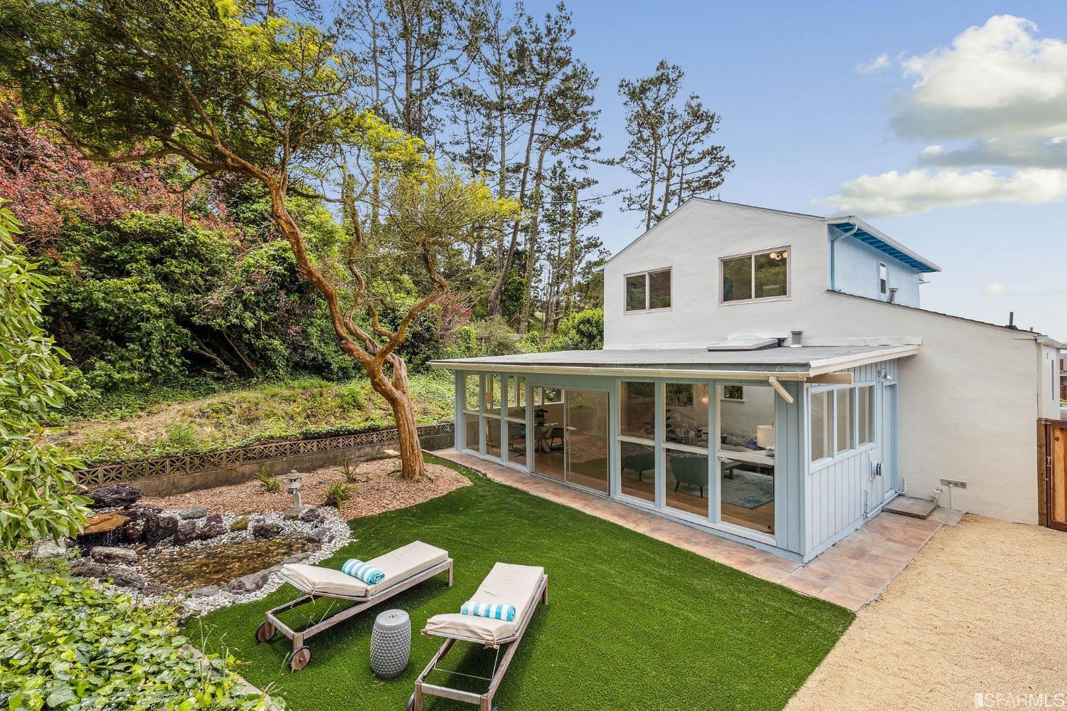 39 Idlewild Court Pacifica, CA 94044 - Photo 57 of 79 a view of a house with backyard porch and sitting area