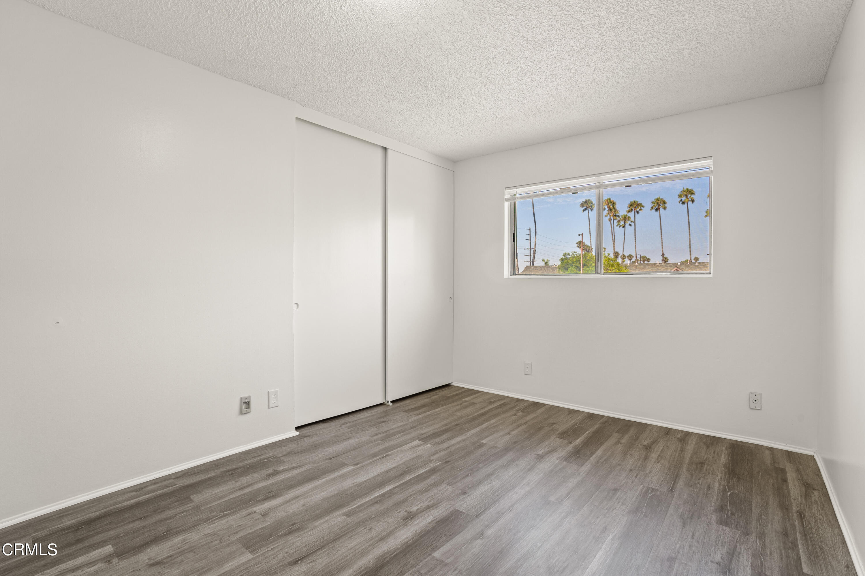 1925 Ginger Street, Unit 219 Oxnard, CA 93036 - Photo 8 of 21 Guest Bedroom