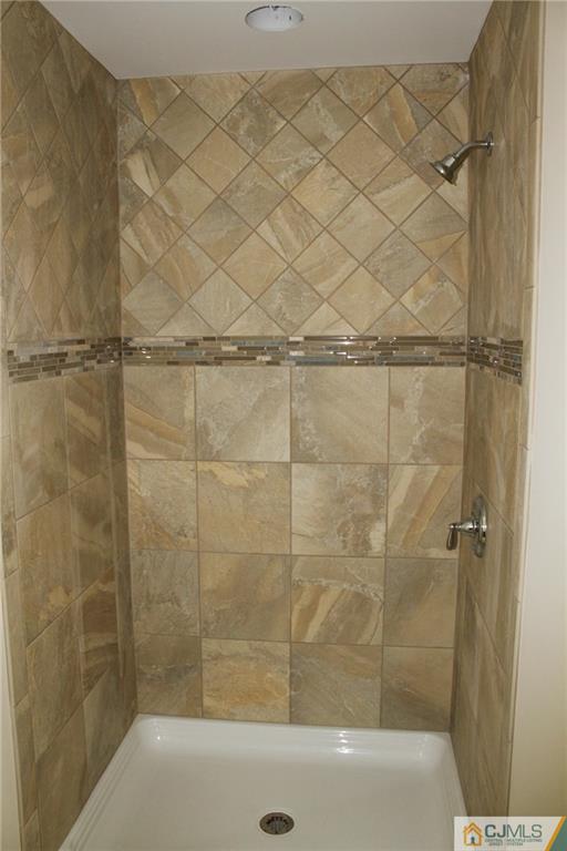 2 Rupprecht Road North Brunswick, NJ 08902 - Photo 6 of 8 Gallery Image 6