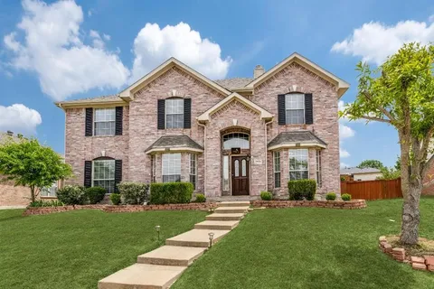 $550,000 | 3926 Rolling Oaks Drive, Carrollton, TX 75007