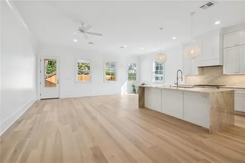 $999,000 | 1721 Constantinople Street, New Orleans, LA 70115