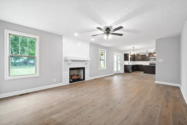 $2,350 | 2019 Ireland Way, Clarksville, TN 37042