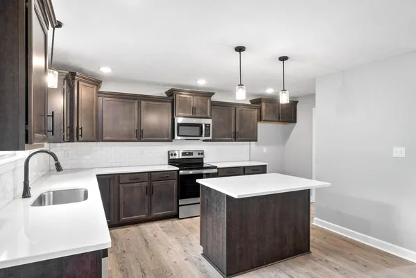 $2,350 | 2019 Ireland Way, Clarksville, TN 37042